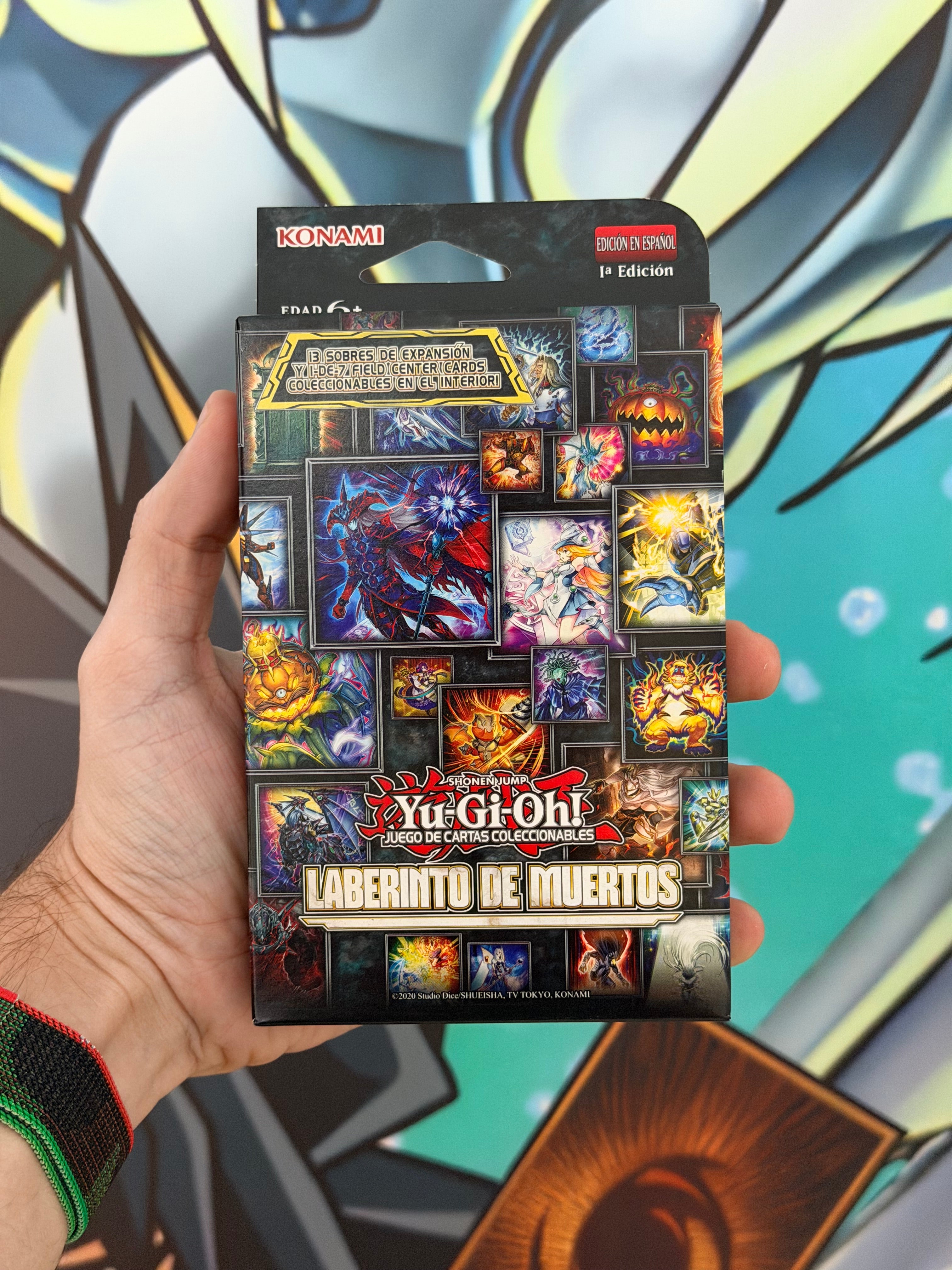 Laberinto de Muertos - Caja c/Field Center Card